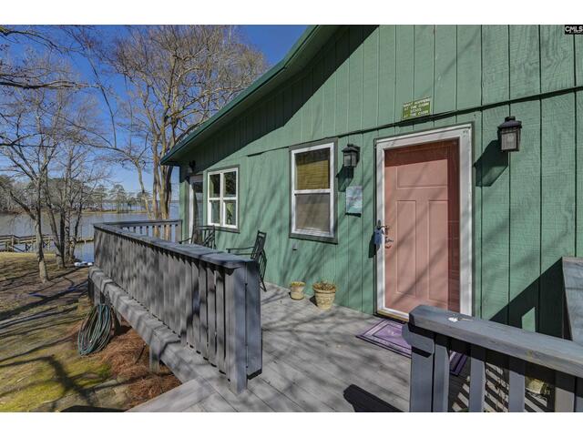 Photo of 2592 Lake Road