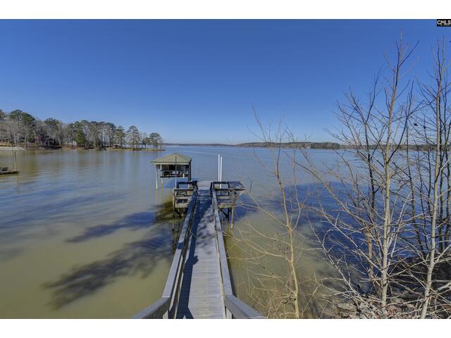 Photo of 2592 Lake Road