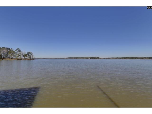 Photo of 2592 Lake Road