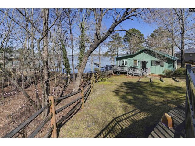 Photo of 2592 Lake Road