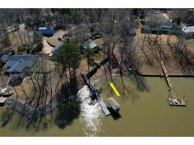 Photo of 2592 Lake Road