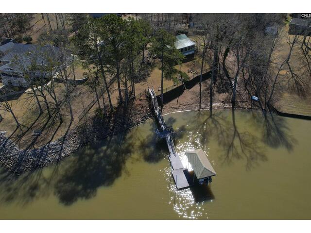 Photo of 2592 Lake Road