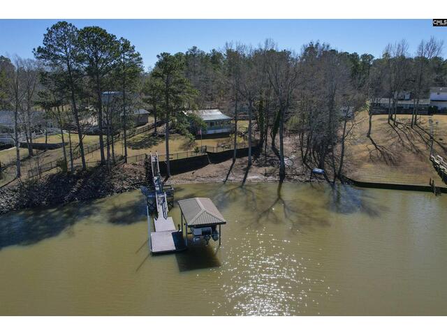 Photo of 2592 Lake Road