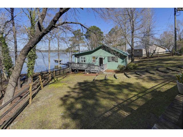 Photo of 2592 Lake Road