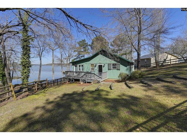 Photo of 2592 Lake Road
