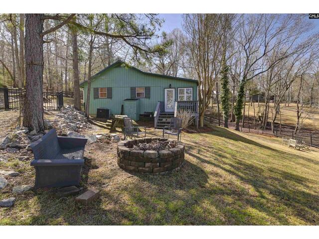 Photo of 2592 Lake Road