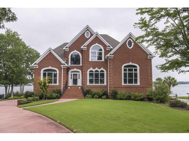 Photo of 251 Edgewood Drive Photo of 251 Edgewood Drive
