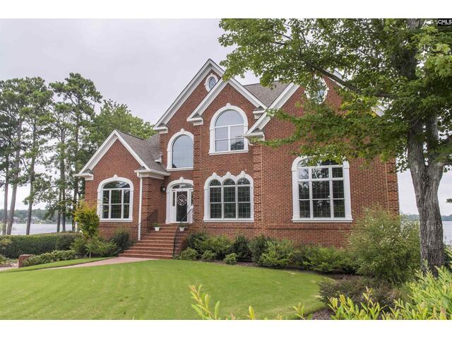 Photo of 251 Edgewood Drive Photo of 251 Edgewood Drive