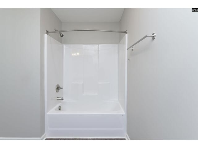 Photo of 436 Manhasset Court