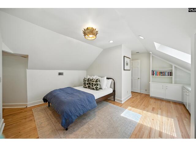 Photo of 4001 Claremont Road Photo of 4001 Claremont Road