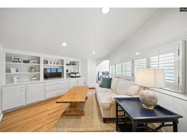 Photo of 4001 Claremont Road Photo of 4001 Claremont Road