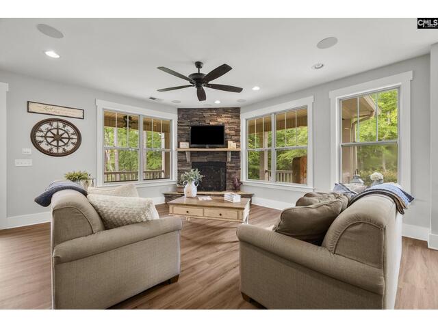 Photo of 470 Langford Road