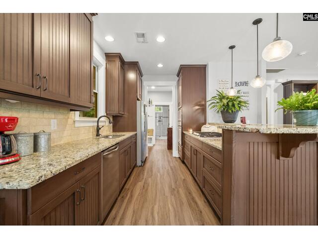 Photo of 470 Langford Road