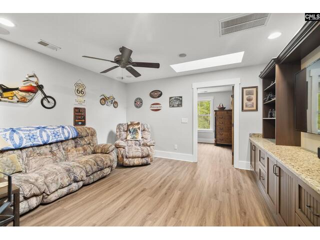 Photo of 470 Langford Road