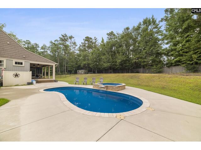 Photo of 470 Langford Road