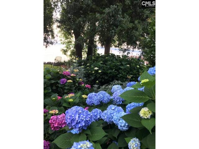 Photo of 449 Lake Estate Drive