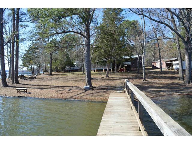 Photo of 2089 Lakeshore Road