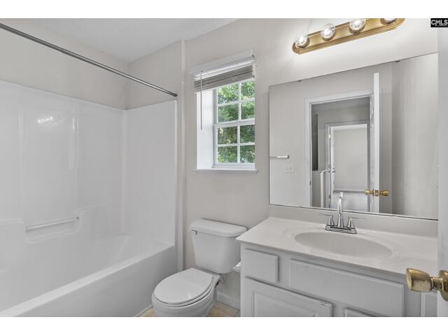 Photo of 127 Curvewood Road Photo of 127 Curvewood Road