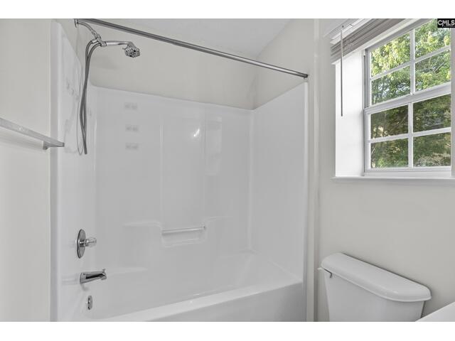 Photo of 127 Curvewood Road Photo of 127 Curvewood Road