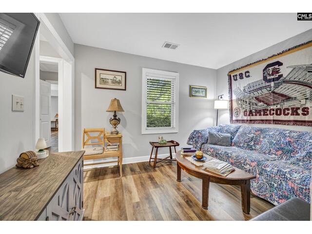 Photo Of 1124 Spring Road Photo of 1124 spring road