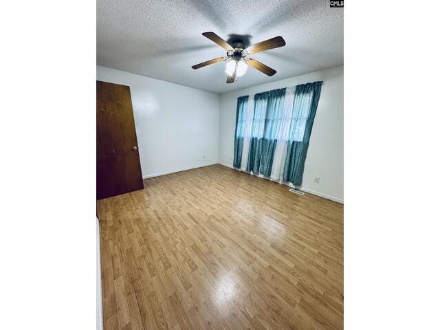 Photo of 916 Sessions Road