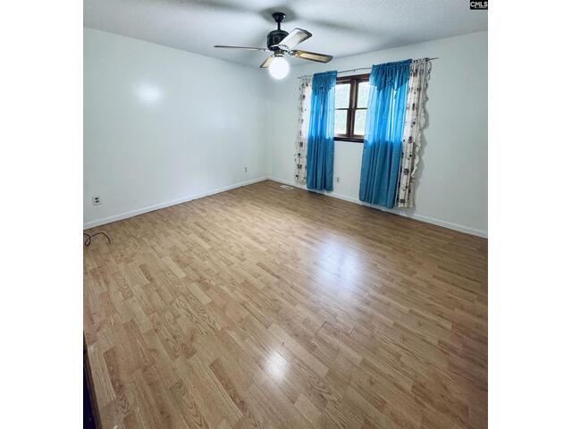Photo of 916 Sessions Road