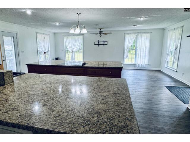 Photo of 916 Sessions Road