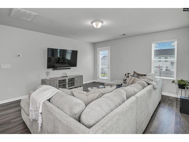 Photo of 1916 Cold Rocks Way