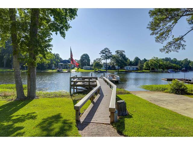 Photo of 539 Dutchman Shores Circle