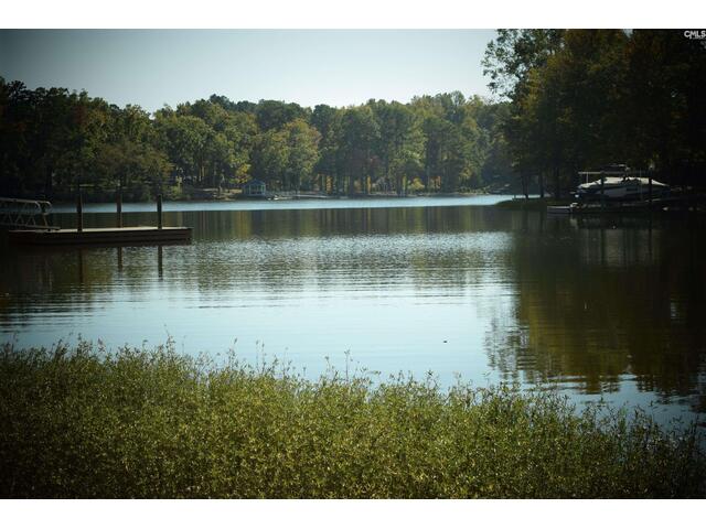 Photo of 934 SALISBURY Court