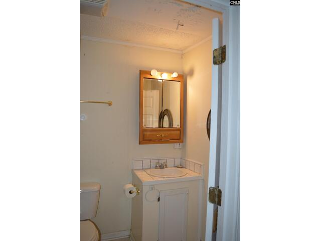 Photo of 2614 Lake Road