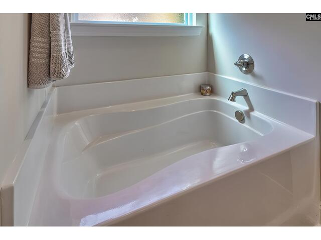 Photo of 895 Peninsula Drive