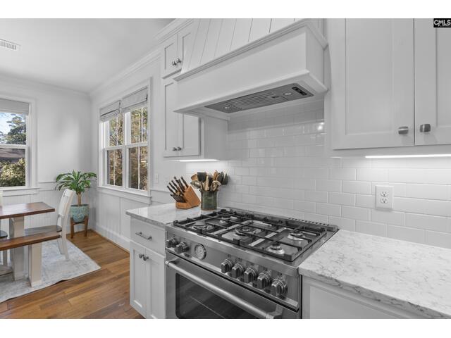 Photo of 839 Burwell Lane