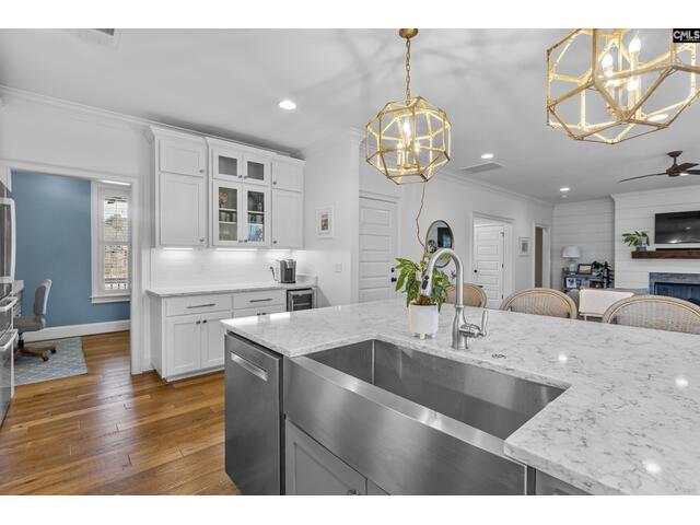 Photo of 839 Burwell Lane