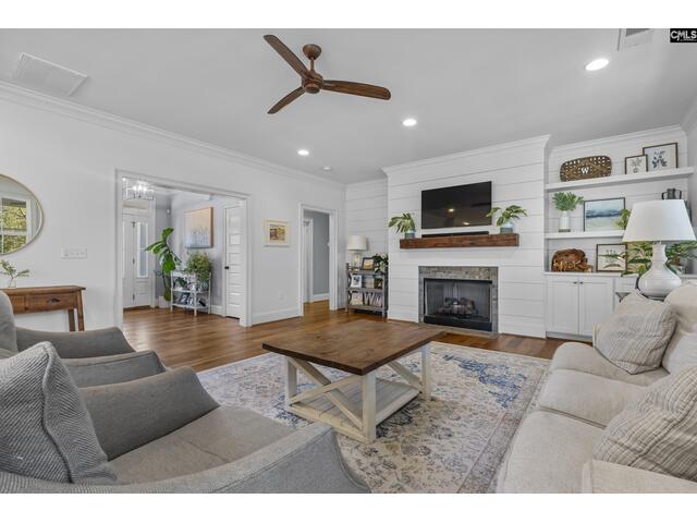 Photo of 839 Burwell Lane