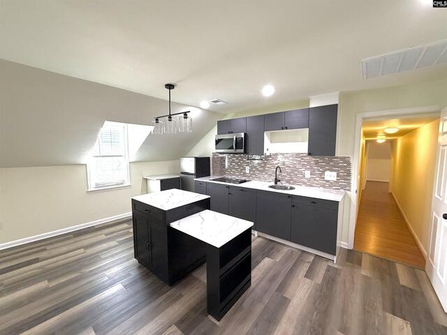 Photo of 7912 Wessex Lane
