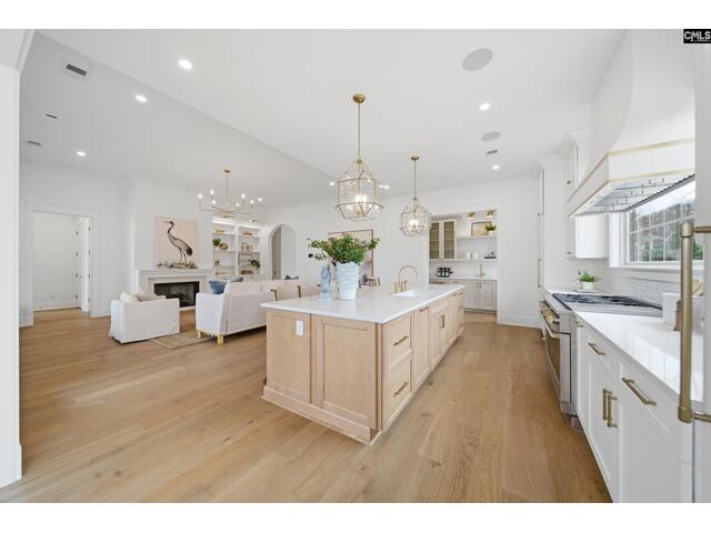 Photo of 313 Regatta Road