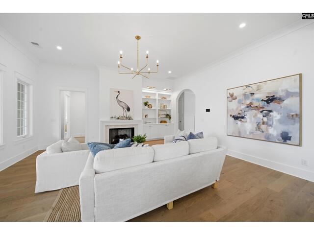 Photo of 313 Regatta Road