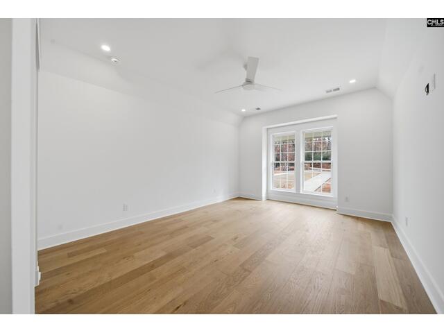 Photo of 313 Regatta Road