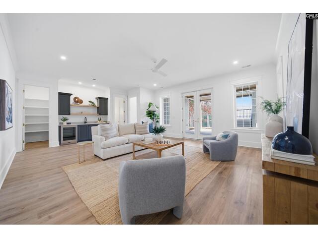 Photo of 313 Regatta Road