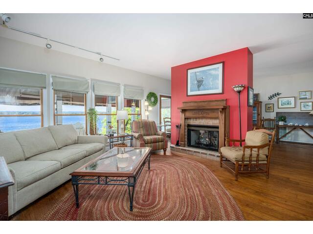 Photo of 2577 Harbor View Road