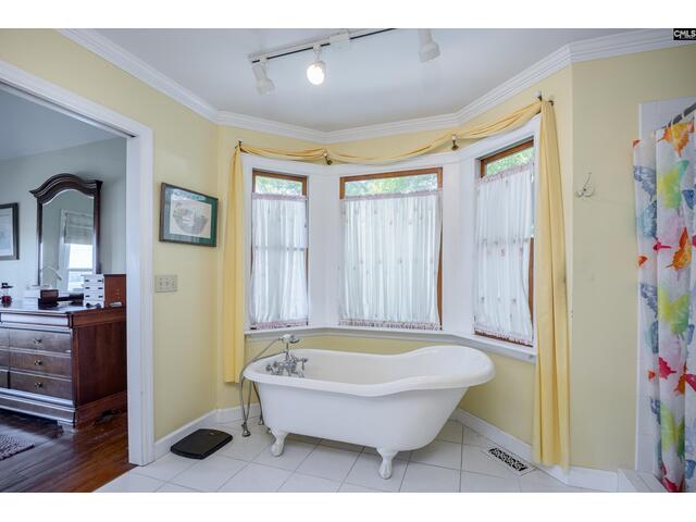 Photo of 2577 Harbor View Road