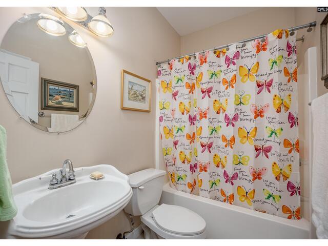 Photo of 2577 Harbor View Road