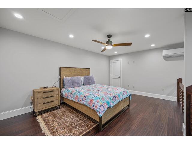 Photo of 308 Donerail Court Photo of 308 Donerail Court