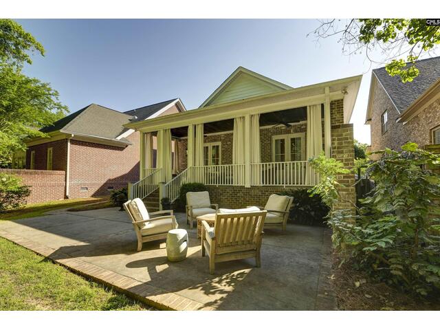 Photo of 14 Oakman Court West Photo of 14 Oakman Court West