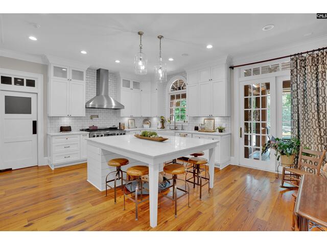 Photo of 715 Chimney Hill Road Photo of 715 Chimney Hill Road
