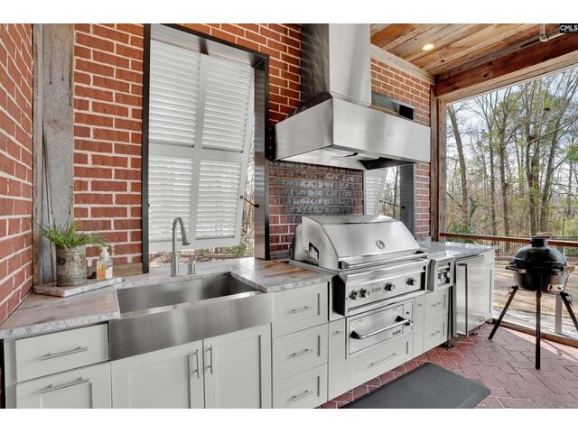Photo of 715 Chimney Hill Road Photo of 715 Chimney Hill Road