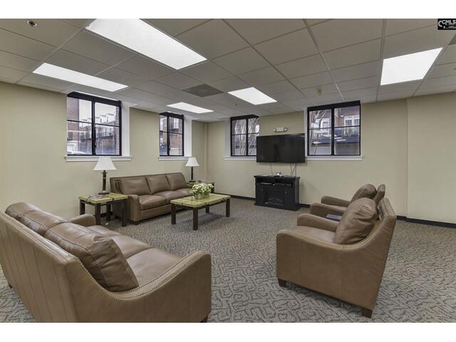 Photo of 1127 Williams Street