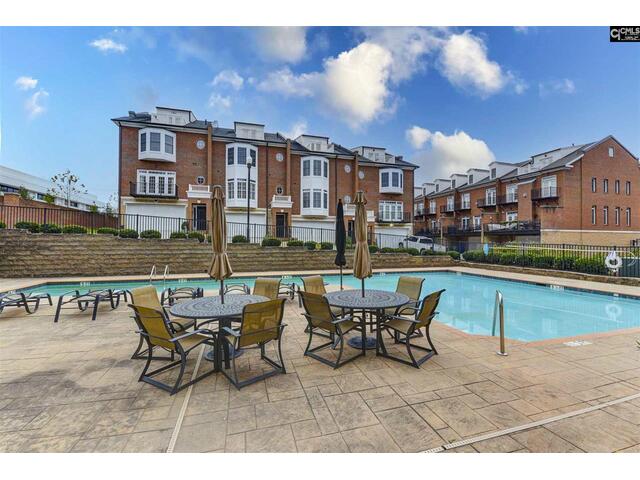 Photo of 1127 Williams Street