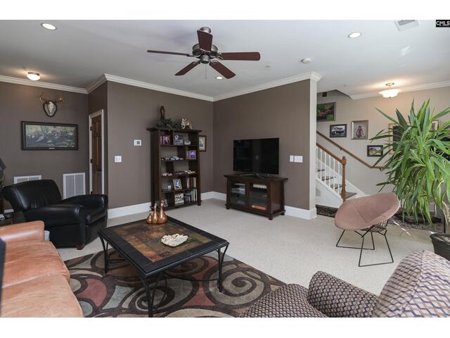 Photo of 1127 Williams Street